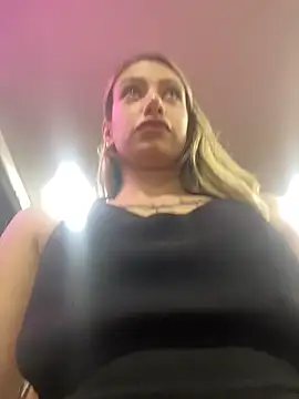 loira messi online show from February 28, 2025, 10:28 pm