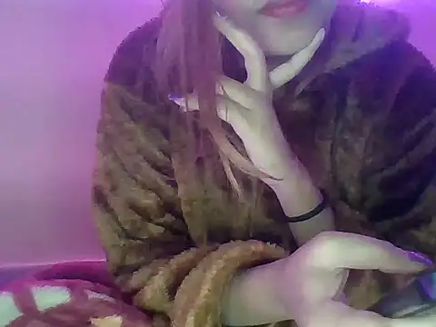 Snapshot of your_Shanvi chatting on December 16, 2024, 3:54 pm your Shanvi online show from December 16, 2024, 3:54 pm