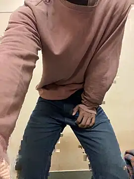 Snapshot of Shona5768 chatting on February 4, 2026, 8:20 am Shona5768 online show from February 4, 2026, 8:20 am