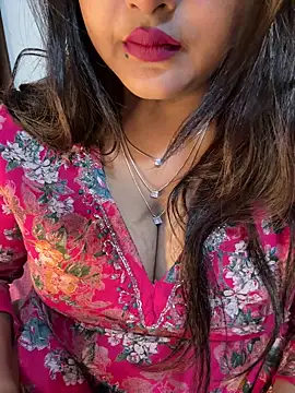 Ayesha mahi online show from February 6, 2026, 8:07 am