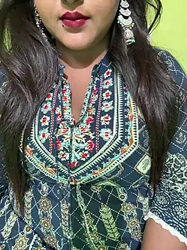 Ayesha mahi online show from May 22, 2026, 10:32 am