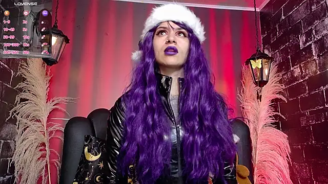 Maddissonlove online show from December 17, 2025, 1:39 pm