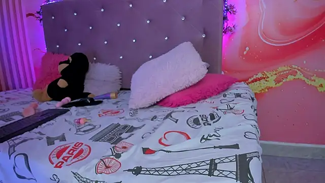 Snapshot of Daisy__rose chatting on February 20, 2025, 5:18 pm Daisy rose online show from February 20, 2025, 5:18 pm