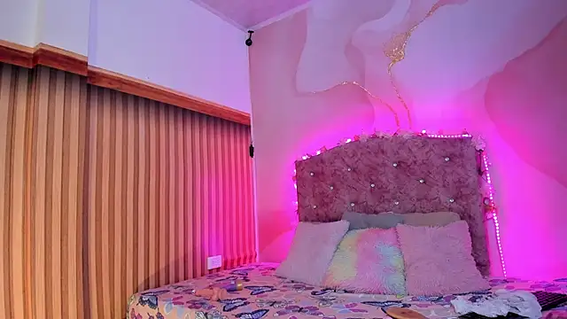 Snapshot of Daisy__rose chatting on March 15, 2025, 3:07 am Daisy rose online show from March 15, 2025, 3:07 am