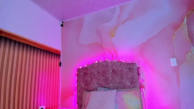 Snapshot of Daisy__rose chatting on March 21, 2025, 3:01 am Daisy rose online show from March 21, 2025, 3:01 am