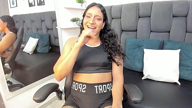 Alison Chan  online show from February 21, 2025, 1:22 pm