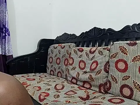 HunkyAriyan online show from December 22, 2025, 1:19 pm