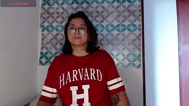 Snapshot of Aria_smith01 chatting on September 18, 2025, 1:46 pm Aria smith01 online show from September 18, 2025, 1:46 pm