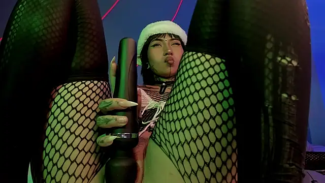 Snapshot of Evangeline_bell chatting on December 17, 2024, 3:06 pm Evangeline bell online show from December 17, 2024, 3:06 pm