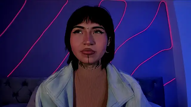 Snapshot of Evangeline_bell chatting on December 23, 2024, 4:06 pm Evangeline bell online show from December 23, 2024, 4:06 pm