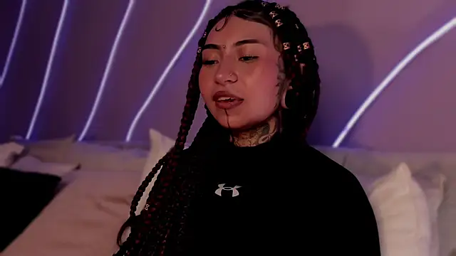 Snapshot of Evangeline_bell chatting on January 8, 2025, 6:41 pm Evangeline bell online show from January 8, 2025, 6:41 pm