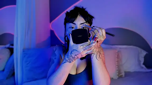 Snapshot of Evangeline_bell chatting on September 11, 2025, 12:38 pm Evangeline bell online show from September 11, 2025, 12:38 pm