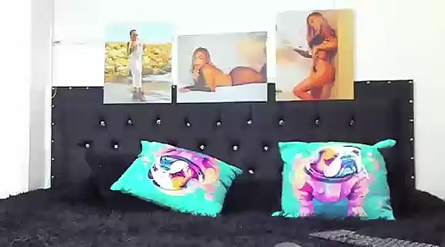 Snapshot of doll_celeste20 chatting on January 14, 2025, 2:53 pm doll celeste20 online show from January 14, 2025, 2:53 pm