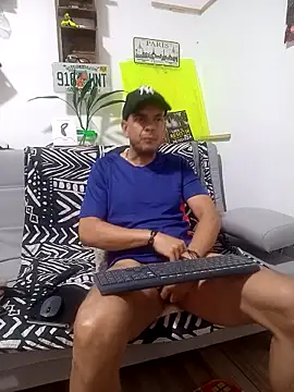 latinmartin73 online show from September 13, 2025, 12:27 pm