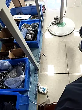 huzi518 online show from September 16, 2025, 2:34 am