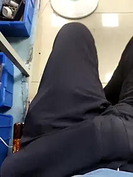 huzi518 online show from September 19, 2025, 7:54 am