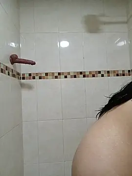 miakhalifaaa  online show from March 27, 2026, 8:52 pm