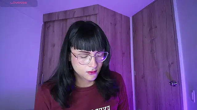 Kiitygirl online show from January 28, 2025, 10:34 am