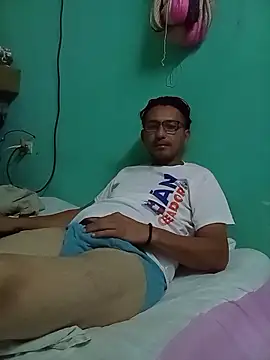 Andresguz35 online show from November 11, 2025, 6:24 am