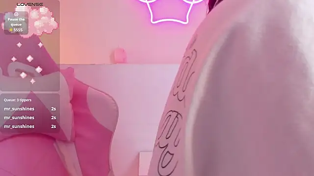 soy jess03 online show from October 6, 2025, 12:24 pm