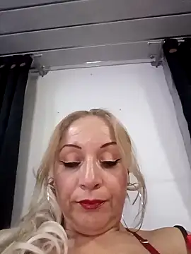 Fenix 528 online show from April 19, 2026, 1:05 am