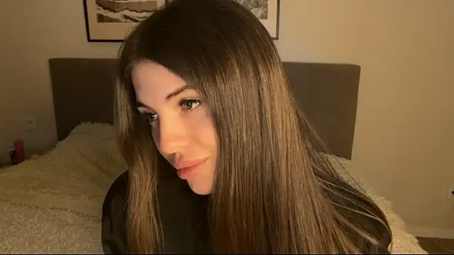 aryamirelle online show from October 31, 2025, 11:50 pm