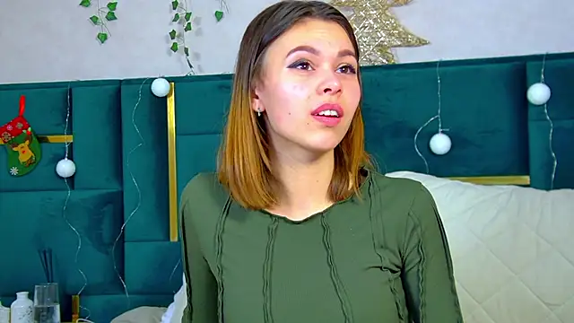 Snapshot of PollyLanders chatting on December 27, 2024, 1:00 am PollyLanders online show from December 27, 2024, 1:00 am