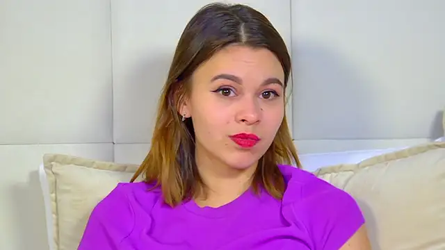 Snapshot of PollyLanders chatting on January 23, 2025, 3:43 pm PollyLanders online show from January 23, 2025, 3:43 pm