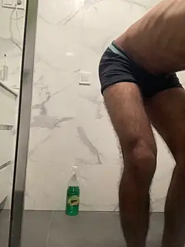 Lucascacaca online show from January 7, 2026, 12:18 pm