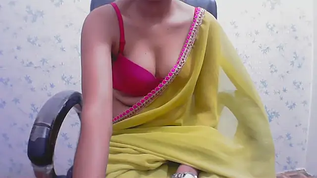 Snapshot of collage_hoty chatting on April 23, 2026, 3:52 am collage hoty online show from April 23, 2026, 3:52 am