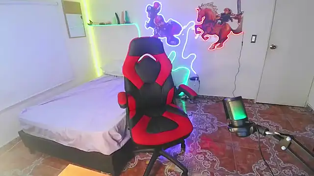 sweetie tsgirl  online show from January 16, 2025, 3:23 am