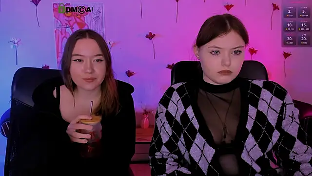 nikole kitt online show from March 2, 2026, 7:54 pm