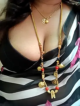 gaurika18 online show from March 9, 2025, 11:47 am