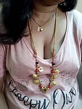 gaurika18 online show from March 14, 2025, 2:42 am