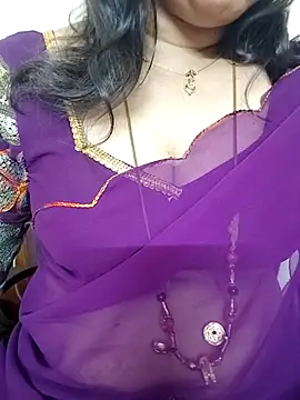 gaurika18 online show from September 10, 2025, 1:22 pm