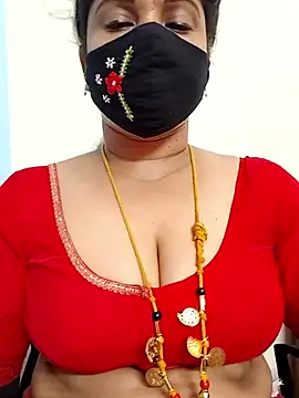 Snapshot of gaurika18 chatting on June 6, 2026, 5:39 pm gaurika18 online show from June 6, 2026, 5:39 pm