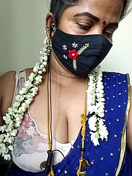 Snapshot of gaurika18 chatting on June 10, 2026, 4:34 am gaurika18 online show from June 10, 2026, 4:34 am