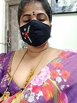 Snapshot of gaurika18 chatting on June 17, 2026, 1:30 am gaurika18 online show from June 17, 2026, 1:30 am