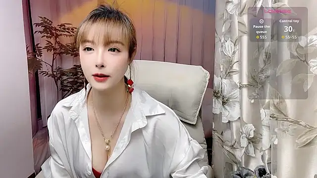 NINIbaby-99 online show from June 11, 2026, 4:38 pm