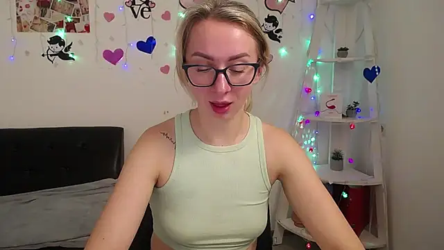 VasilisaSii online show from January 17, 2025, 9:17 am