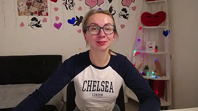 VasilisaSii online show from February 7, 2025, 2:15 pm