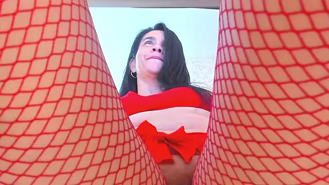 candela collinss online show from December 12, 2024, 3:27 pm