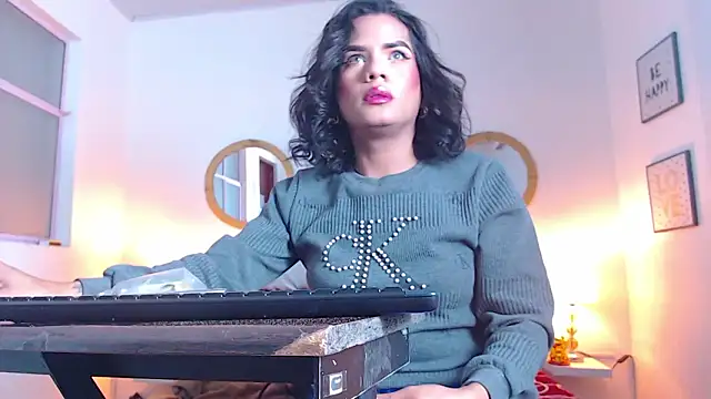 zoe hecate sexx online show from February 2, 2026, 10:58 am