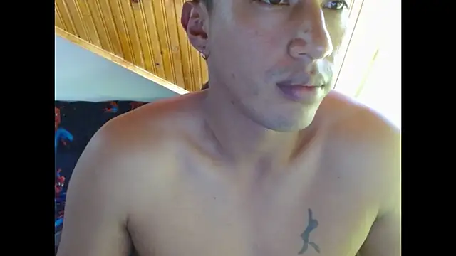 Snapshot of Davixx258 chatting on January 20, 2025, 5:37 pm Davixx258 online show from January 20, 2025, 5:37 pm