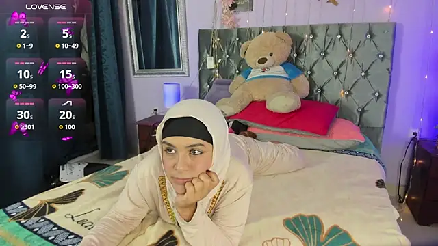 AliaAsad online show from November 6, 2025, 12:50 pm