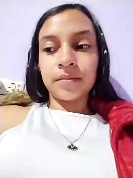 Snapshot of emma_ambar chatting on December 25, 2024, 11:10 pm emma ambar online show from December 25, 2024, 11:10 pm