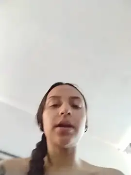 emma ambar online show from December 2, 2025, 4:35 pm