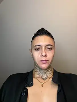  PhillipBrown online show from February 23, 2025, 1:24 am