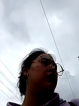 lara moon25 online show from March 7, 2025, 6:54 pm