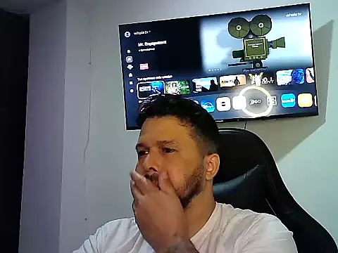 tupapito00 online show from June 10, 2026, 2:23 am